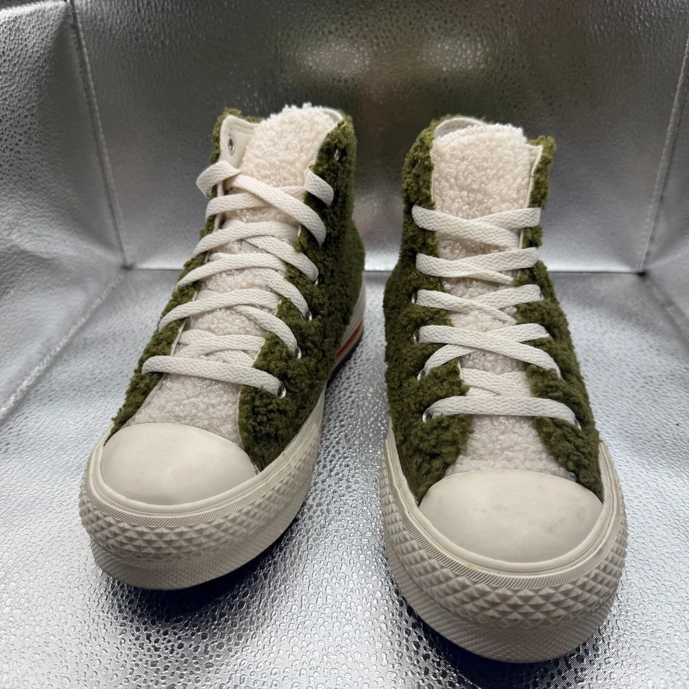 Size 4 Converse Chuck Taylor All Star Green Kids High‎ Sherpa Sneakers 673198C
